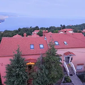  Apartment Uphill Kroatien